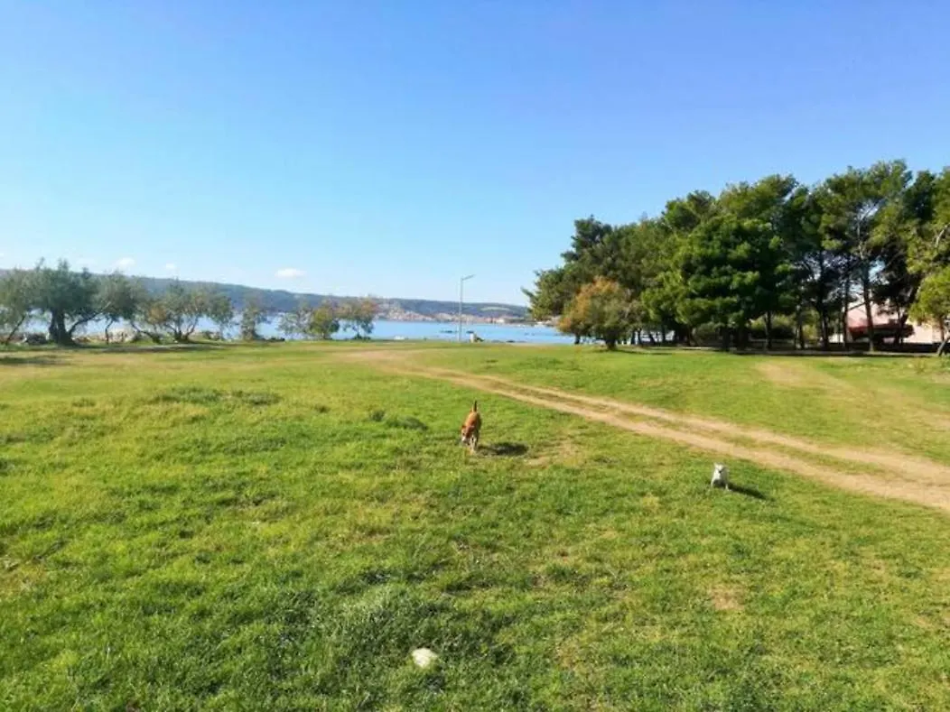 Beach Studio Apartment Ivan Kastela